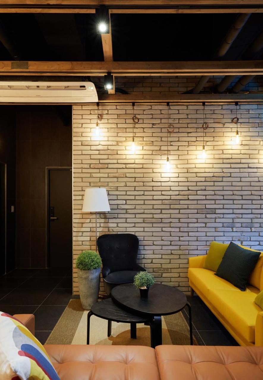Hostel Cleo Seoul Hongdae Exteriör bild